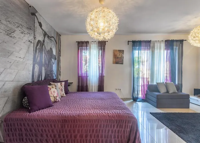 Maki Exclusive Apartments